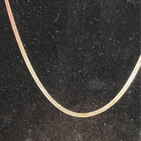 16” Sterling Silver 925 Necklace - Italy (3.0g) Jewelry - Picture 3 of 7